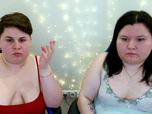 BeckyAndEllen webcam