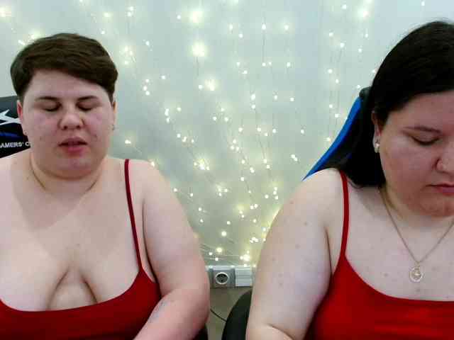 BeckyAndEllen webcam