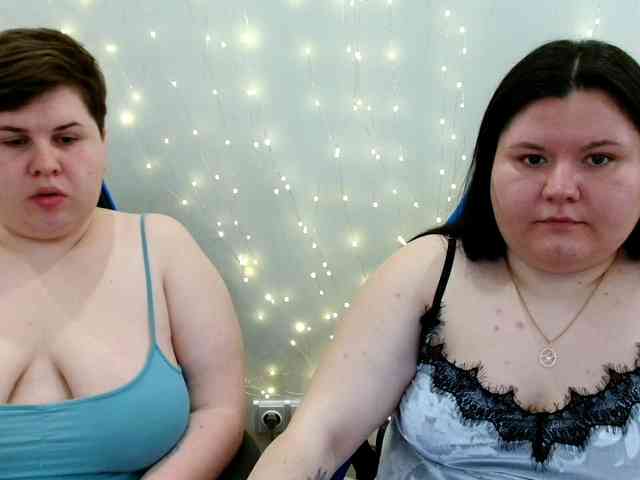 BeckyAndEllen webcam