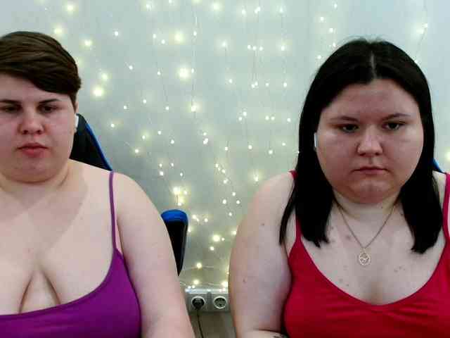 BeckyAndEllen webcam