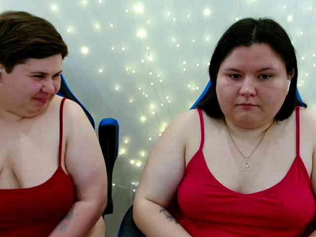 BeckyAndEllen webcam