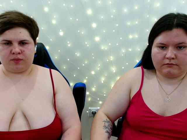 BeckyAndEllen webcam