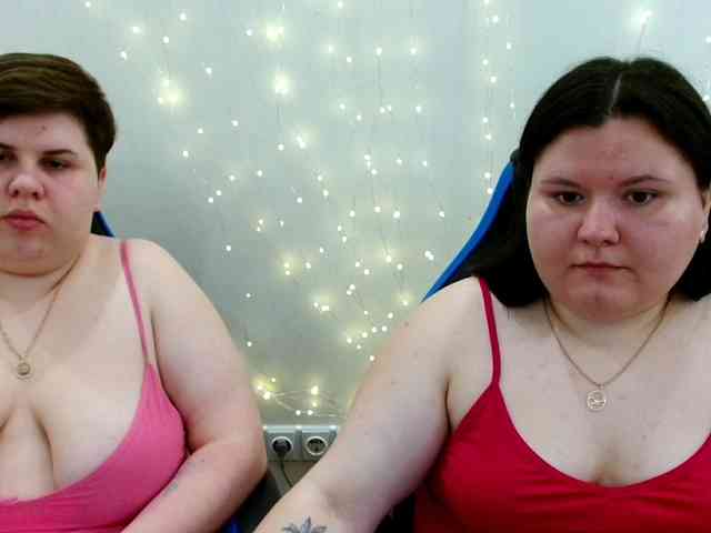 BeckyAndEllen webcam