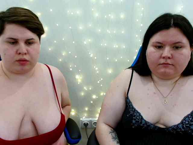 BeckyAndEllen webcam