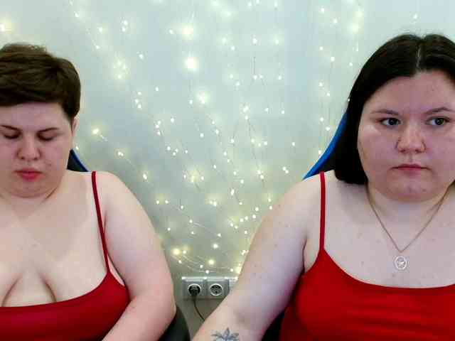 BeckyAndEllen webcam