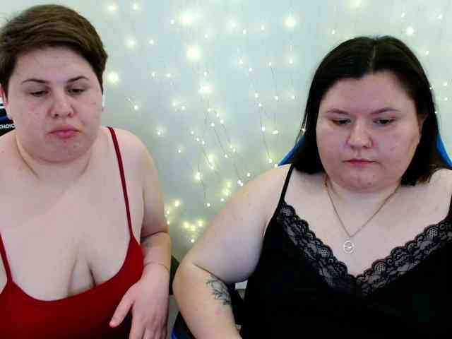 BeckyAndEllen webcam