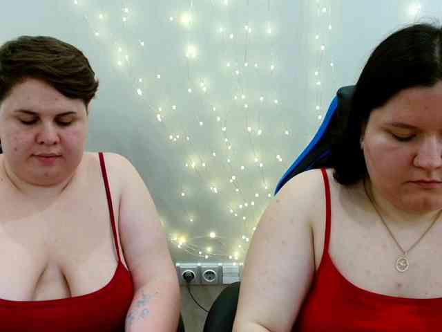 BeckyAndEllen webcam