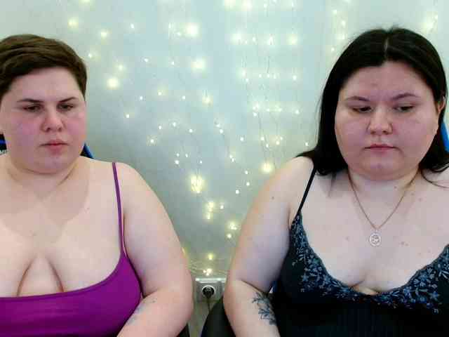BeckyAndEllen webcam