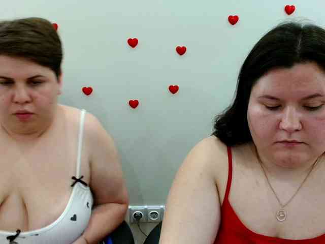 Model: BeckyAndEllen