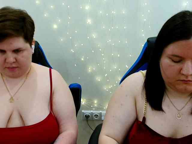 BeckyAndEllen webcam