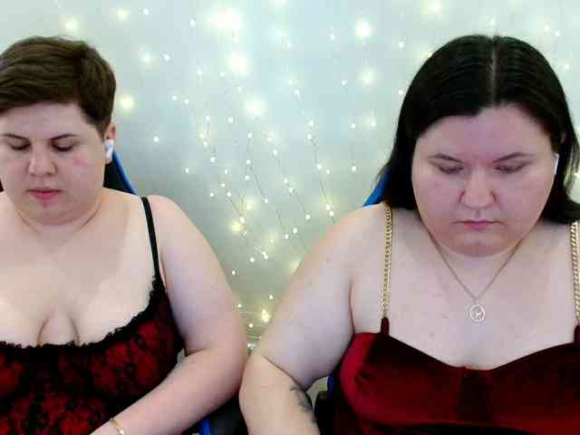 BeckyAndEllen webcam