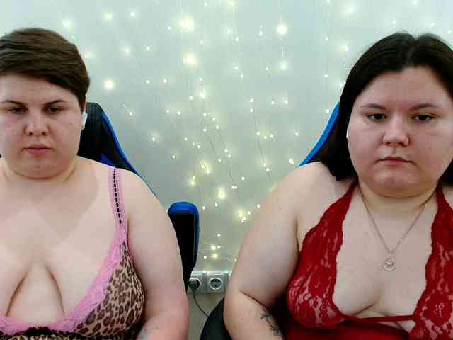 BeckyAndEllen webcam