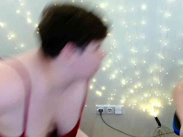 BeckyAndEllen webcam