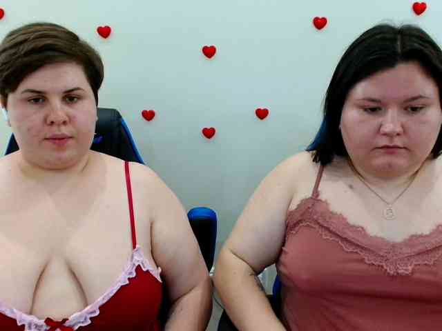 BeckyAndEllen webcam