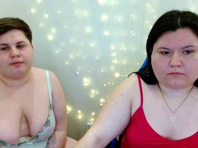 BeckyAndEllen webcam