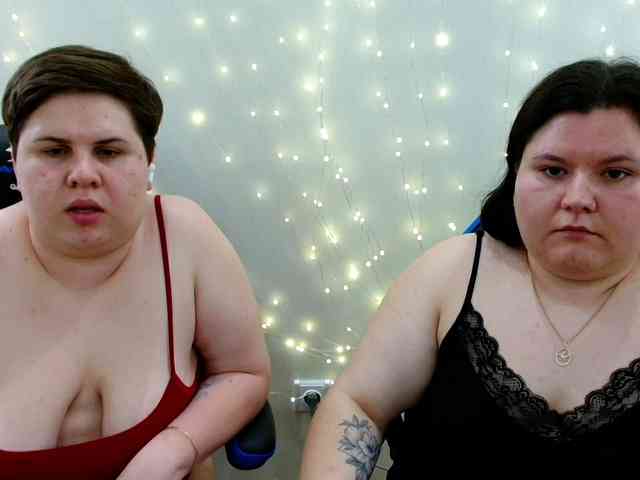 BeckyAndEllen webcam