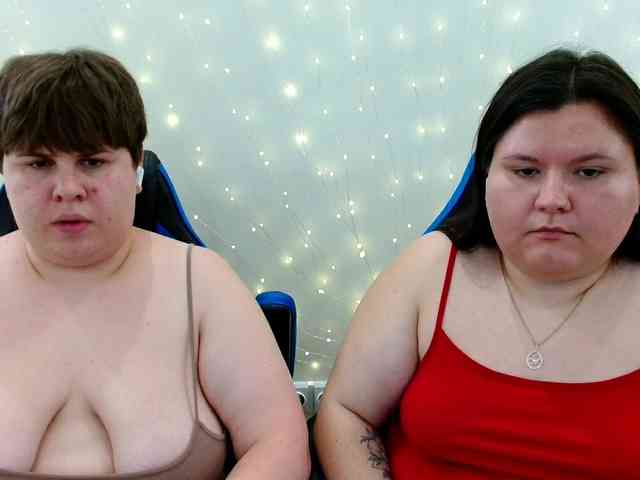 BeckyAndEllen webcam