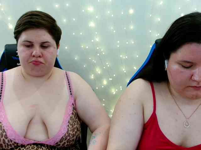 BeckyAndEllen webcam