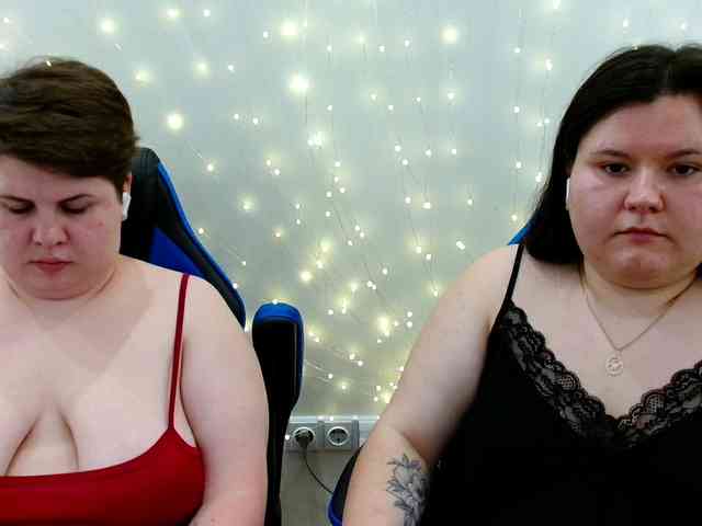 BeckyAndEllen webcam