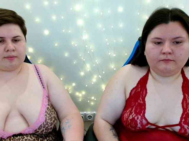 BeckyAndEllen webcam