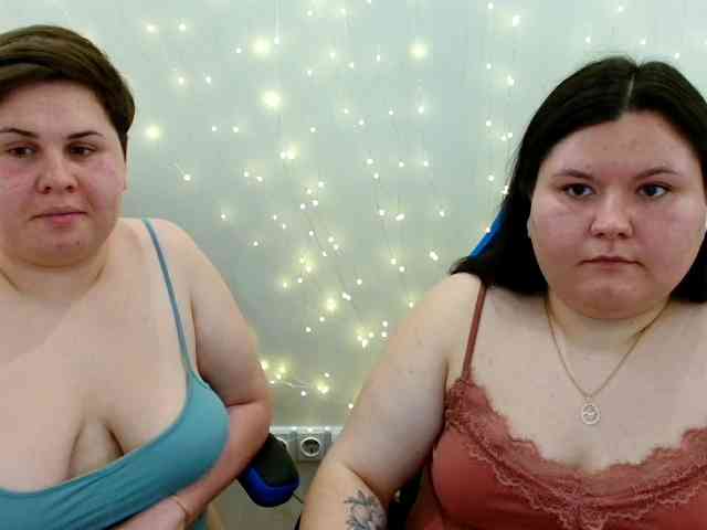 BeckyAndEllen webcam