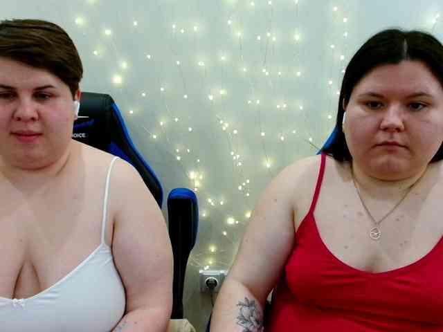 BeckyAndEllen webcam