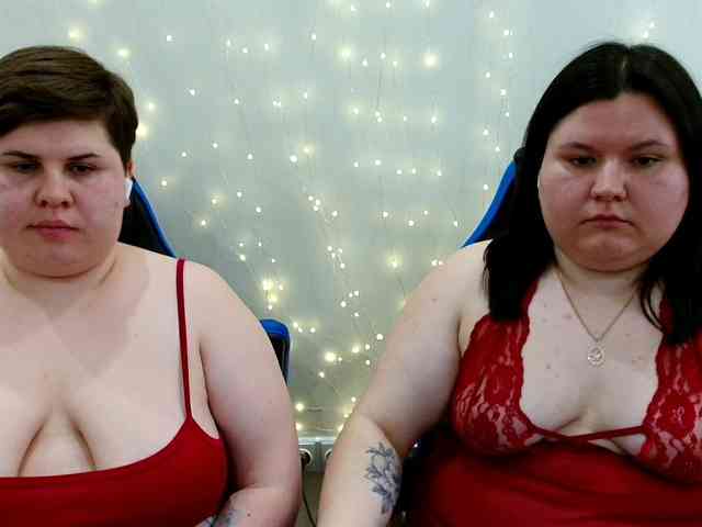 BeckyAndEllen webcam