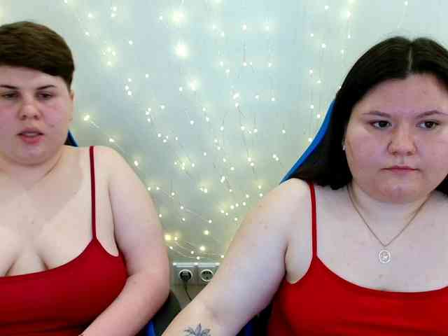 BeckyAndEllen webcam