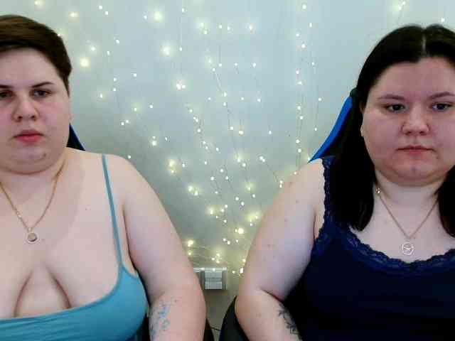 BeckyAndEllen webcam