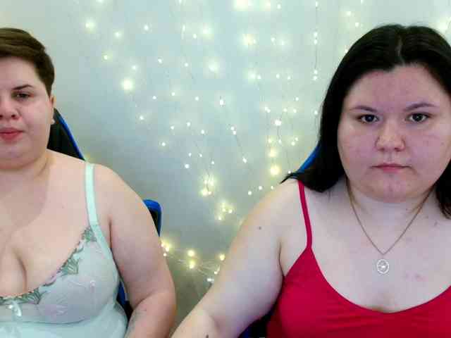 BeckyAndEllen webcam