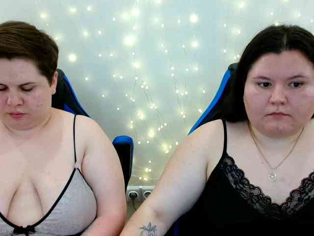 BeckyAndEllen webcam