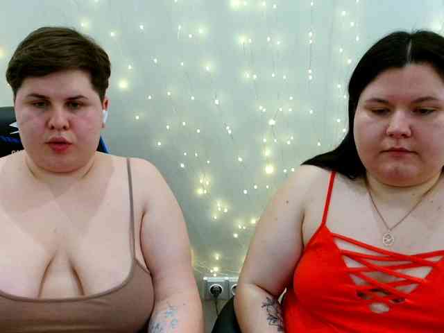 BeckyAndEllen webcam