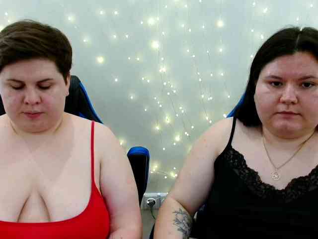 BeckyAndEllen webcam