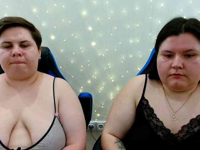 BeckyAndEllen webcam