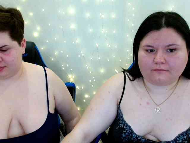 BeckyAndEllen webcam
