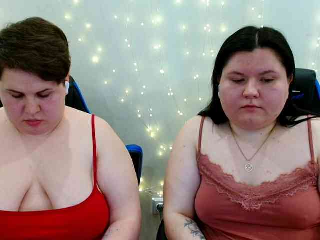 BeckyAndEllen webcam