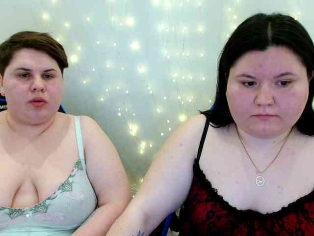 BeckyAndEllen webcam