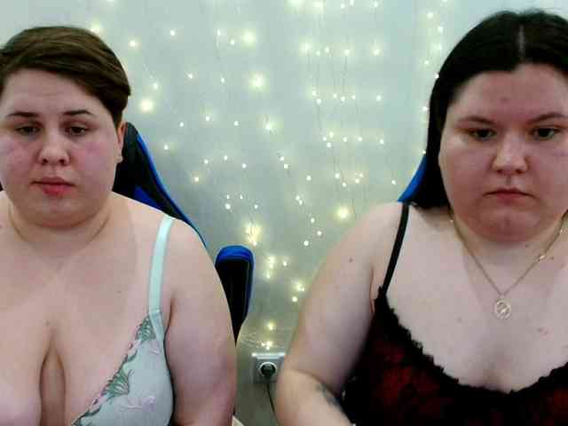 BeckyAndEllen webcam