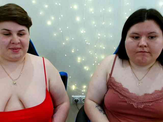 BeckyAndEllen webcam