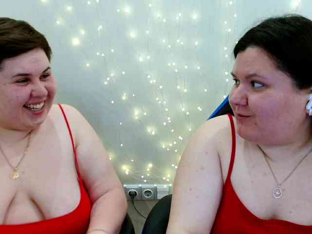 BeckyAndEllen webcam