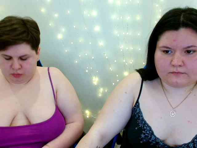 BeckyAndEllen webcam