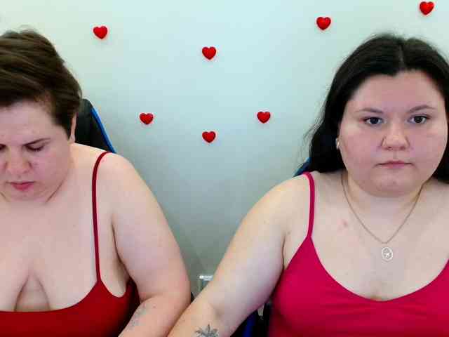 BeckyAndEllen webcam