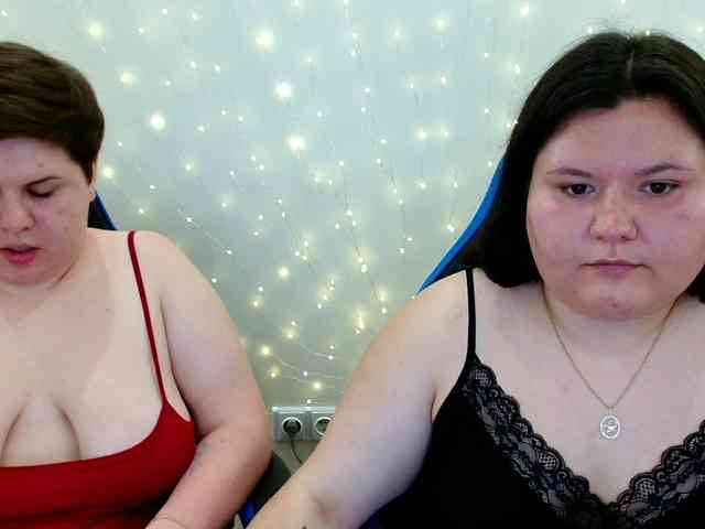BeckyAndEllen webcam