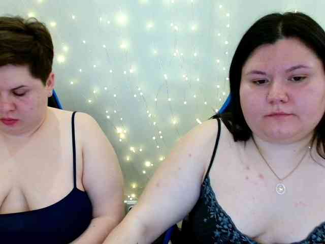 BeckyAndEllen webcam