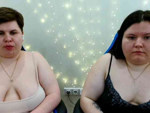 BeckyAndEllen webcam