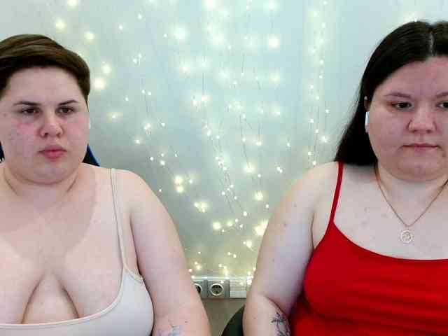 BeckyAndEllen webcam