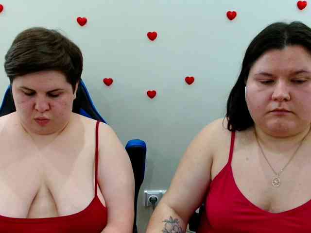 BeckyAndEllen webcam
