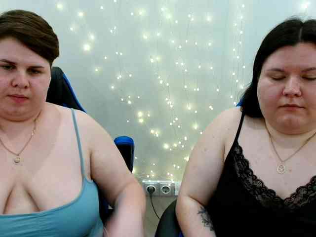 BeckyAndEllen webcam