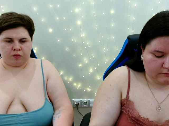 BeckyAndEllen webcam
