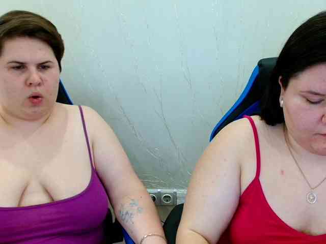 BeckyAndEllen webcam